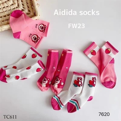 TC611 Set 10 đôi tất gấu dâu cho bé