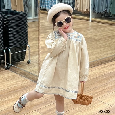 V3523 ĐẦM THỔ CỔ VUÔNG THÊU HOA