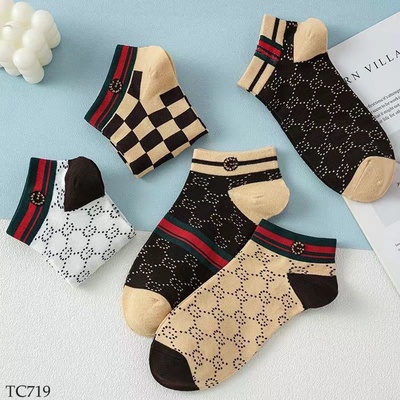 TC719 SET 10 ĐÔI TẤT GD NAM NỮ
