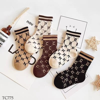 TC775 SET 4 ĐÔI TẤT CỔ CAO PHỐI KẺ CHO BÉ