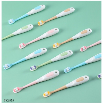 PK4838 SET 3 BÀN CHẢI ĐÁNH RĂNG CHO BÉ