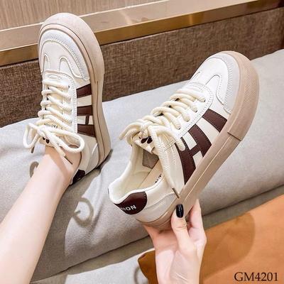 GM4201 GIÀY THỂ THAO PHỐI KẺ NỮ