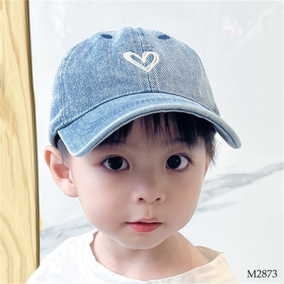 M2873 MŨ LƯỠI TRAI HÌNH TRÁI TIM CHO BÉ