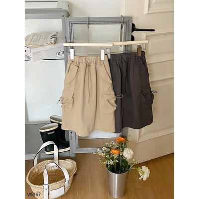 V5767 CHÂN VÁY KAKI DÀI TÚI HỘP BG