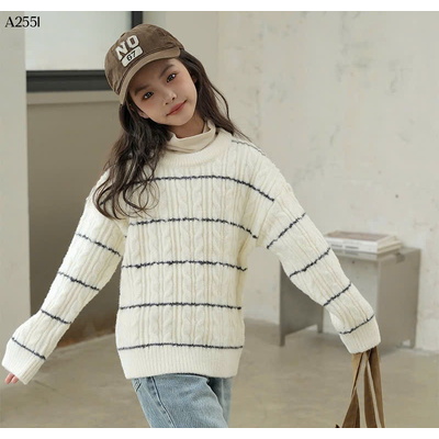 A2551 Áo len kẻ ambb