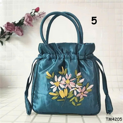 TM4205 TÚI XÁCH THÊU HOA PHONG CÁCH CỔ ĐIỂN