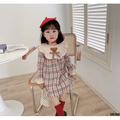 V6168 VÁY CARO GẤU BÉ GÁI