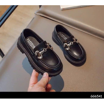 GG6541 GIÀY DA BÉ GÁI