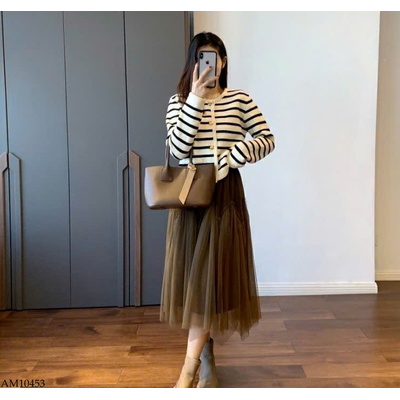 AM10453 ÁO LEN KẺ MÀU CHO NỮ