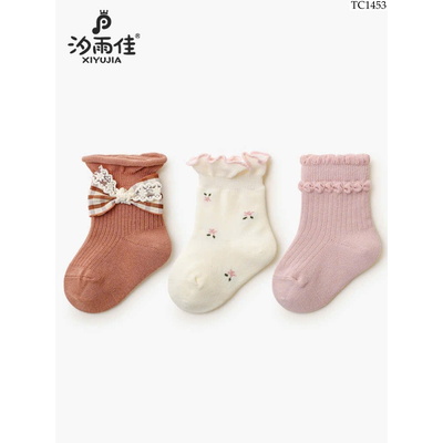 TC1453 SET 3 ĐÔI TẤT SƠ SINH CHO BÉ