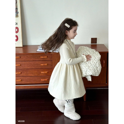 V6500  VÁY LEN BÉ GÁI