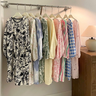 VM2248 VÁY NGỦ DÀI TAY HỌA TIẾT