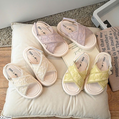 GG7099 SANDAL QUAI THÊU HOA BÉ GÁI