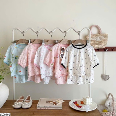 SG9392 SET BỘ NGỦ HỌA TIẾT DỄ THƯƠNG