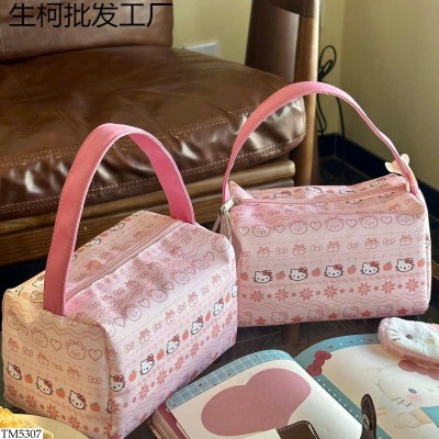 TM5307 TÚI ĐỰNG MỸ PHẨM HELLO KITTY