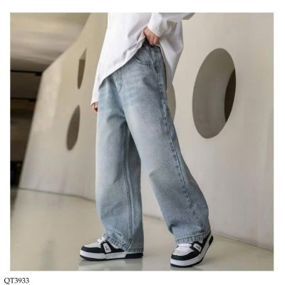 QT3933 QUẦN JEAN CHỮ M CHO BÉ