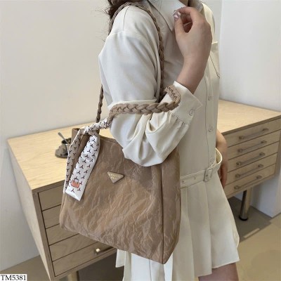 TM5381 TÚI XÁCH PHỐI KHĂN LỤA
