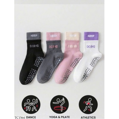 TC1564 SET 3 ĐÔI TẤT THỂ THAO