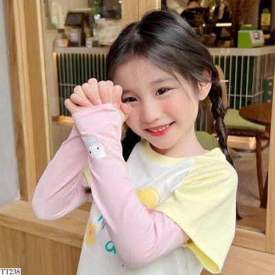 TT238 COMBO 2 ĐÔI GĂNG TAY CHỐNG NẮNG CHO BÉ