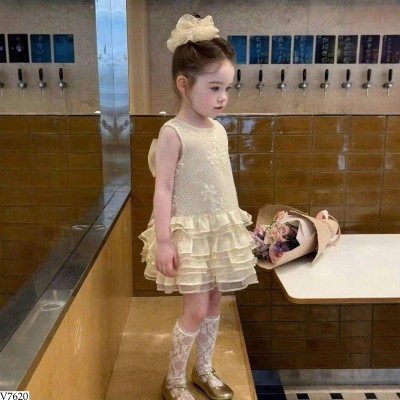 V7620 VÁY REN TẦNG CHERRYCOCO MIX TẤT REN BG