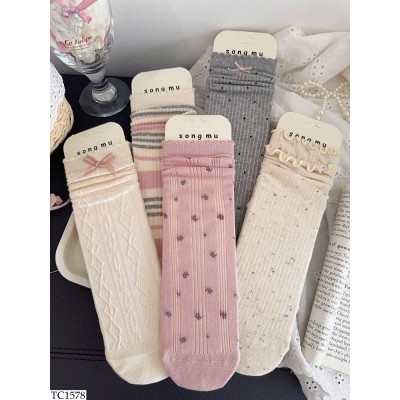 TC1578 SET 5 ĐÔI TẤT CAO CỔ CHO NỮ