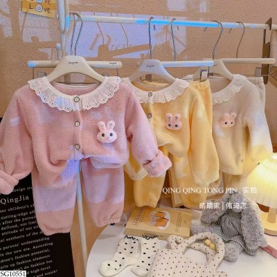SG10551 BỘ THỎ MẶC NHÀ MÙA ĐÔNG CHO BÉ