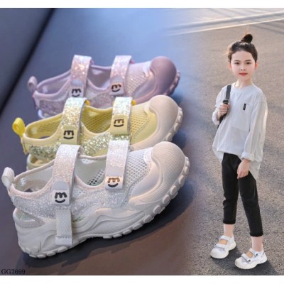GG7699 GIÀY THỂ THAO QUAI DÍNH THOÁNG KHÍ BÉ GÁI
