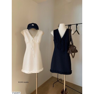VM2895 VÁY SÁT NÁCH CỔ V W.G.W.E CHO NỮ