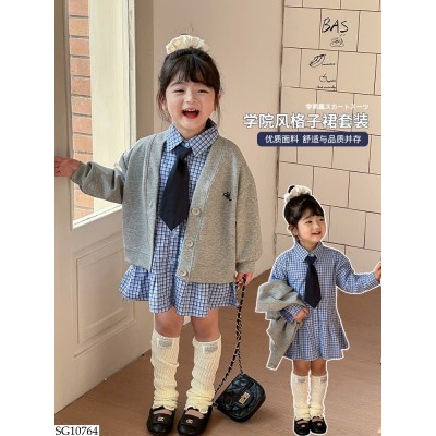 SG10764 SET VÁY KẺ CARO PHỐI ÁO CARDIGAN BG