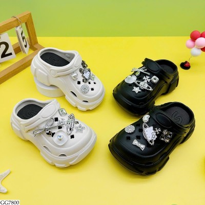 GG7800 SỤC CROCS ĐÍNH CHARM BG