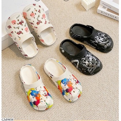 GM9858 DÉP SỤC CROCS HỌA TIẾT CHO NỮ