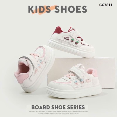 GG7811 GIÀY THỂ THAO DÂU TAY BÉ GÁI