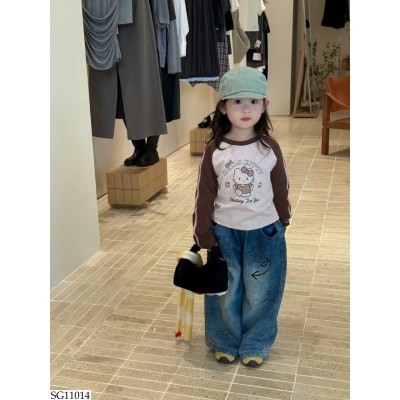 SG11014 ÁO KITTY PHỐI QUẦN JEAN SUÔNG BG