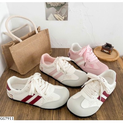 GG7911 GIÀY THỂ THAO HELLO KITTY