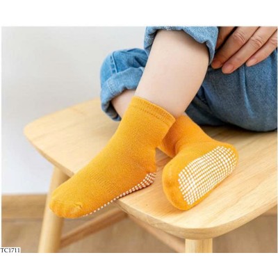 TC1711 SET 6 ĐÔI TẤT CHỐNG TRƯỢT CHO BÉ