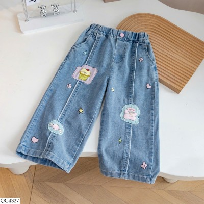 QG4327 QUẦN JEAN SUÔNG HỌA TIẾT BG