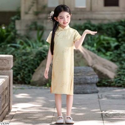 V8399 VÁY SƯỜN XÁM CHO BÉ GÁI