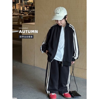 ST6372 SET THỂ THAO KẺ SỌC