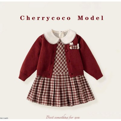 SG11603 SET VÁY KẺ CARO MIX ÁO LEN CARDIGAN CHERRYCOCO