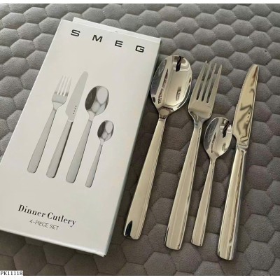 PK11118 SET 4 MÓN DAO DĨA SMEG