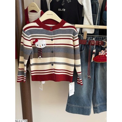 SG11770 SET ÁO LEN KẺ HELLO KITTY MIX QUẦN JEAN SUÔNG