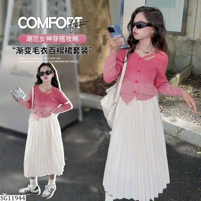 SG11944 SET ÁO LEN CARDIGAN MIX CHÂN VÁY XẾP LY DÁNG DÀI
