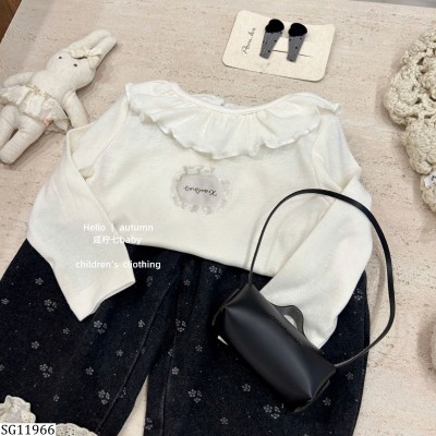 SG11966  SET ÁO CỔ BÈO MIX QUẦN JEAN PHỐI REN