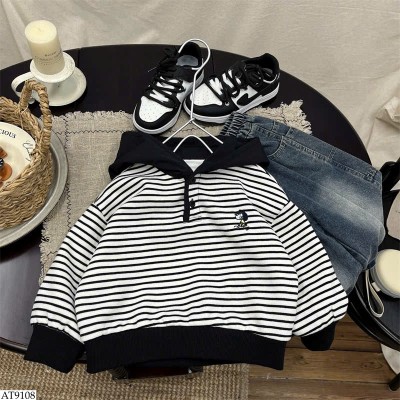 AT9108 ÁO HOODIE KẺ BT