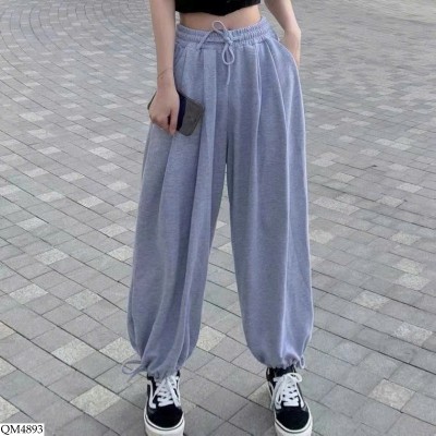 QM4893 QUẦN BO GẤU THỂ THAO NỮ