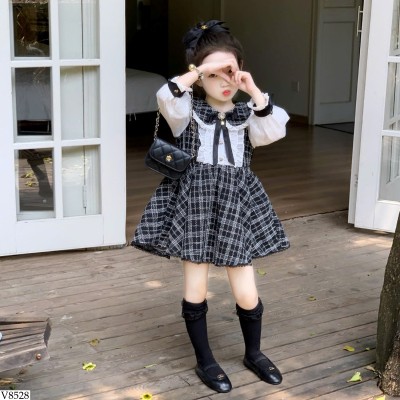 V8528 VÁY CÔNG CHÚA KẺ CARO BG