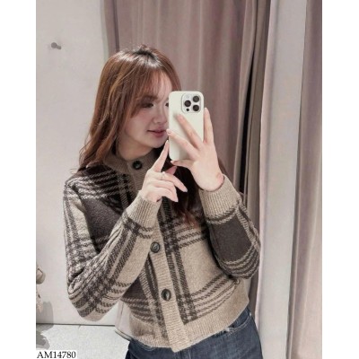 AM14780 ÁO LEN CARDIGAN KẺ NỮ