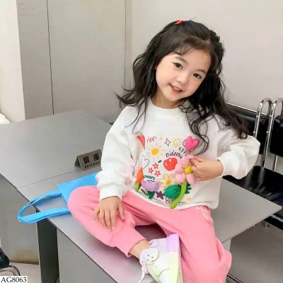 AG8063 ÁO NỈ HOA 3D BÉ GÁI