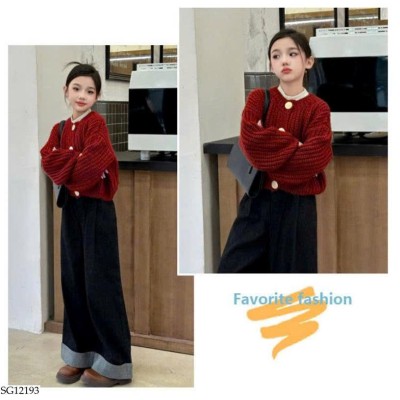 SG12193  SET ÁO KHOÁC LEN ĐỎ MIX JEANS SUÔNG