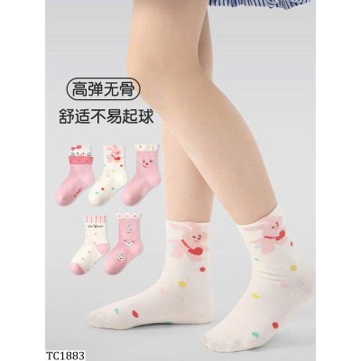 TC1883 SET 5 ĐÔI TẤT CHO BÉ